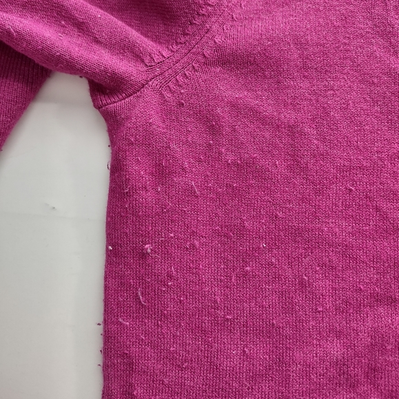 🔴5/$10 Banana Republic magenta knit top - Picture 3 of 6